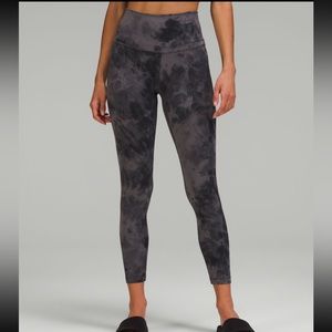 Lululemon align leggings!!